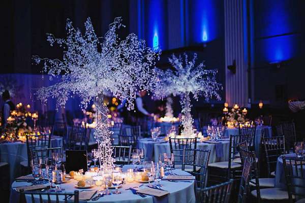 winter-christmas-themes-for-wedding-venues