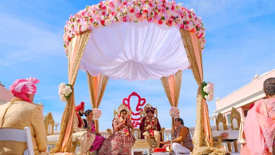 glam up your wedding decor