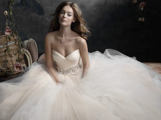 Places to Find Bridal Gowns in Dubai
