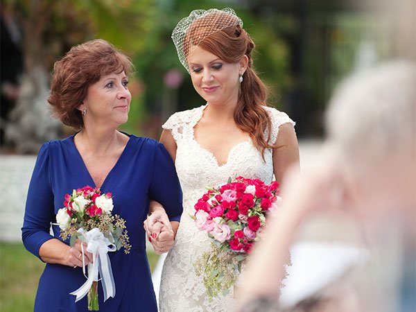 Dress the mother of the bride or groom to perfection