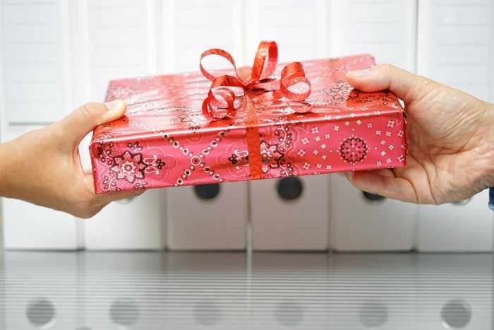 Eid Gift Ideas in Dubai