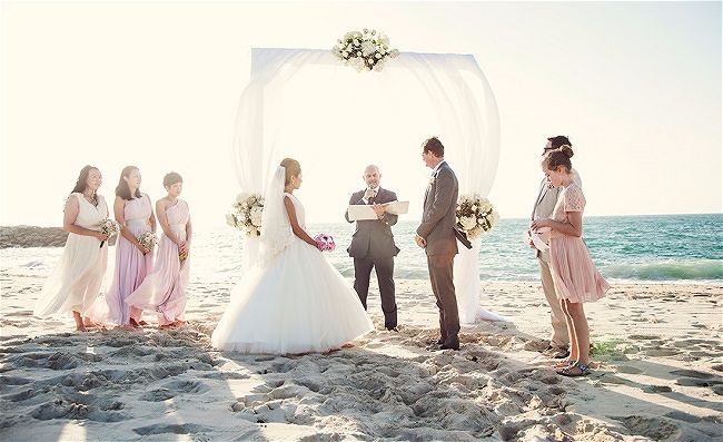 save-the-date-wedding-planner-dubai-Geert-Tanya-beach-wedding-dubai-opt