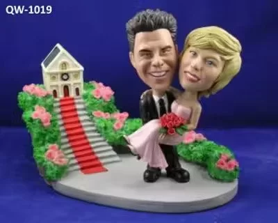 Custom Pose caricature gift in Dubai