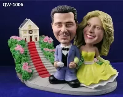 Family Set caricature gift in Dubai